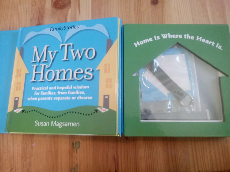 My Two Homes (FamilyStories)